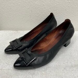 Hispanitas Women Black Leather Pointy Buckle Chunky Heel Size 8.5 Classic Preppy